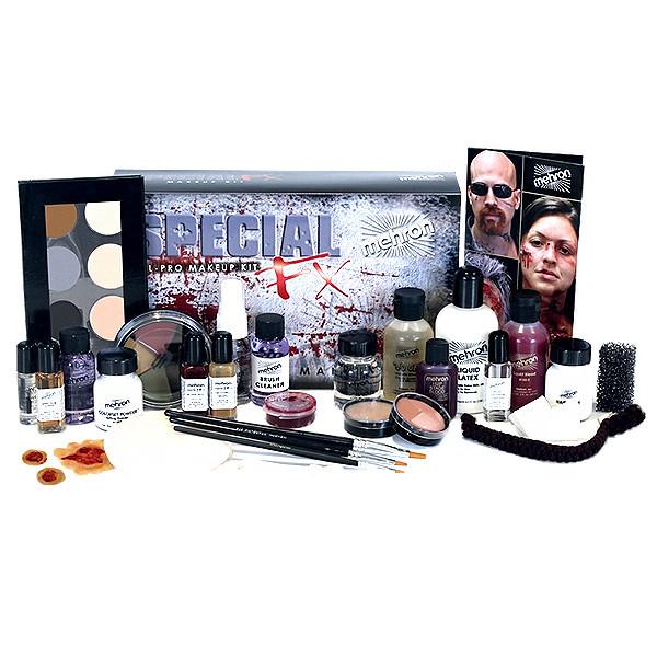 Detailed makeup kit